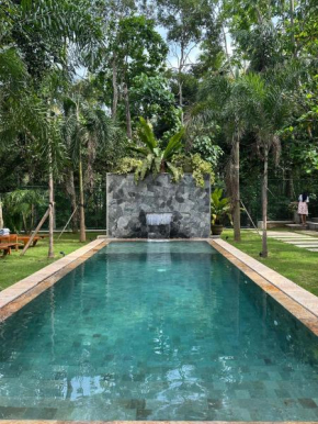 Shaka Villa